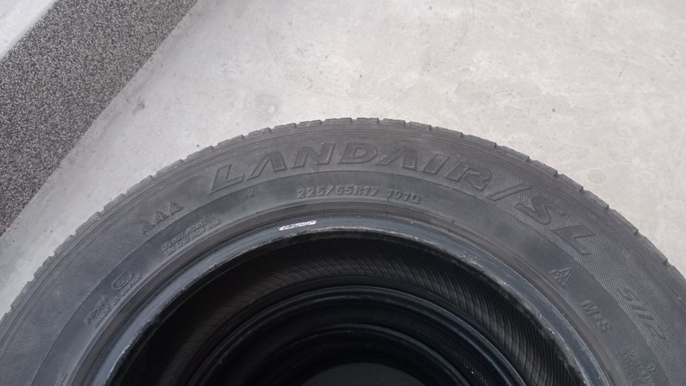 Шини зимові Falken Японія