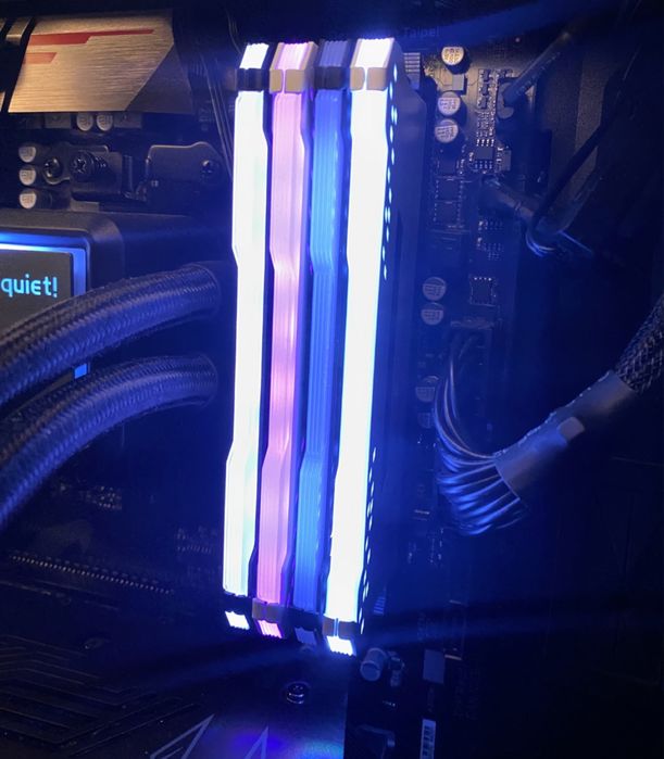 Pamięć RAM Corsair Vengeance Pro RGB 32gb DDR4