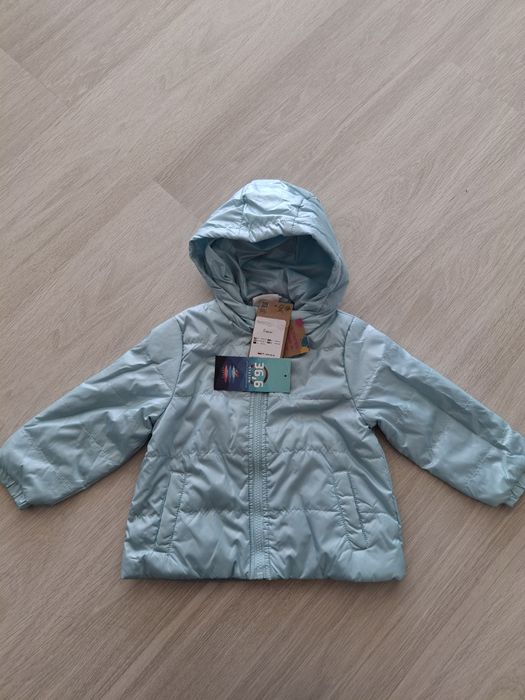 Nowa kurtka dziewczęca 92