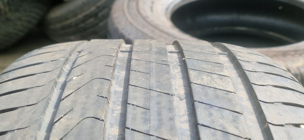 235/40 R19 96W Pirelli Cinturato p7 seal inside 5mm 2024r