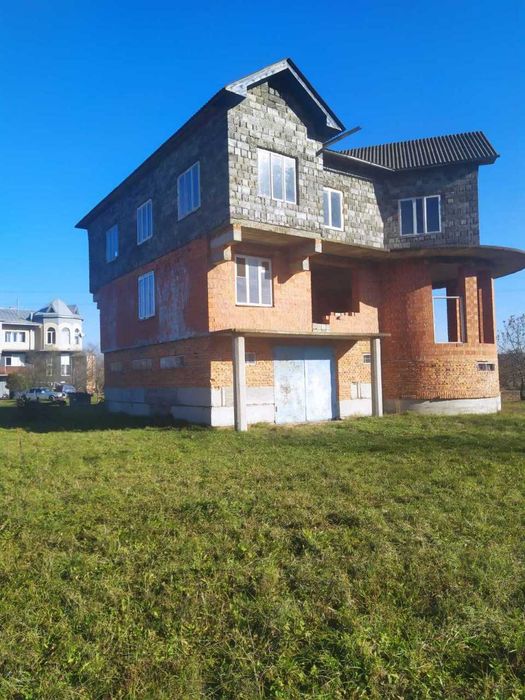 Продаж будинку село Ганусівка