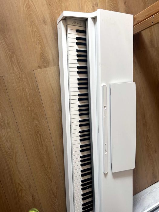 piano digital vertical Yamaha Arius YDP-164 como novo