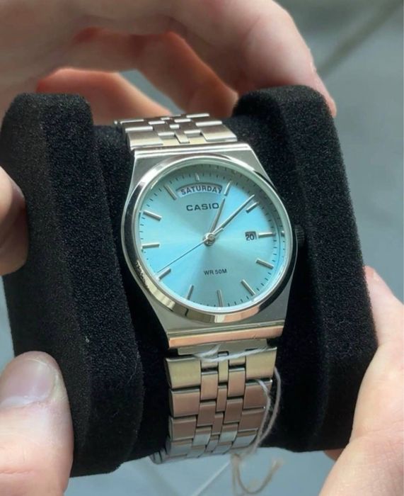 Годинники Casio