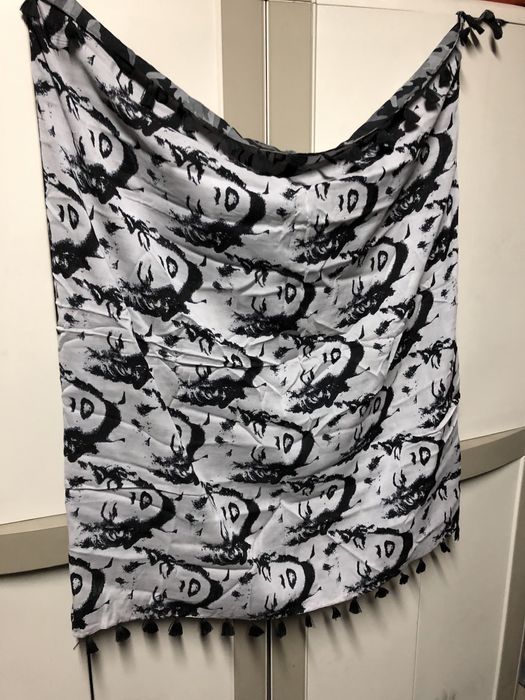 Vestuário de senhora GANT/Tommy Hilfiger/Lacoste/Prada