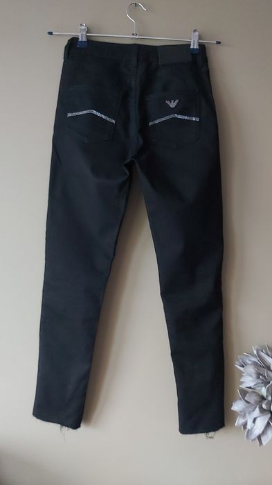 EMPORIO ARMANI cudne spodnie rozmiar 25-XS