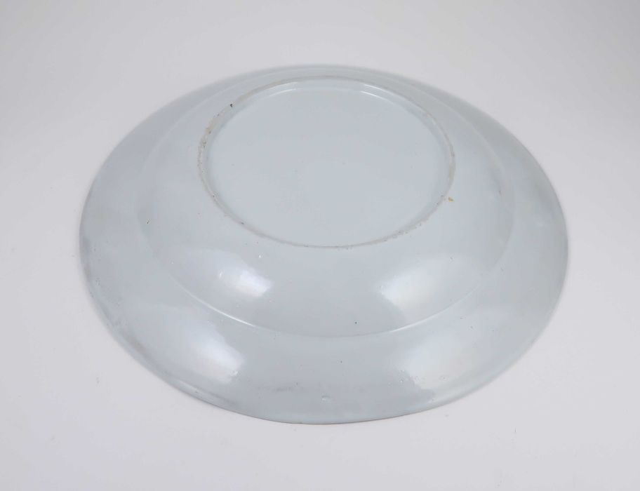 Prato antigo em porcelana Séc. XVIII/XIX