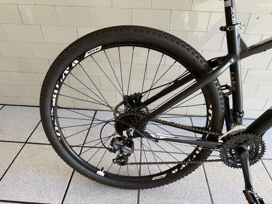 Bicicleta  em otimo estado roda 29 travoes hidraulicos