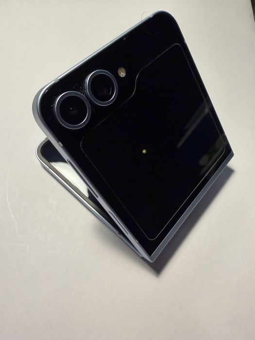 Samsung Galaxy Z Flip 6 12/512 GB