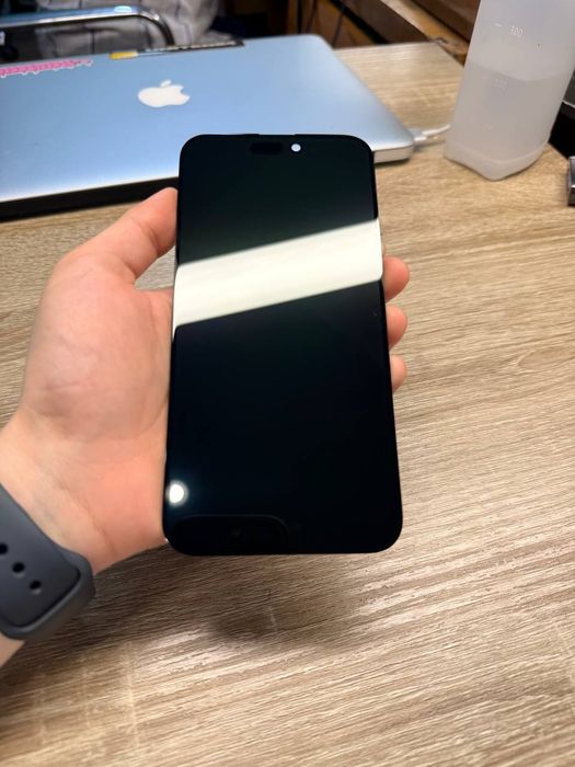 Екран iphone 15 pro max знятий з телефону , кришка , камера