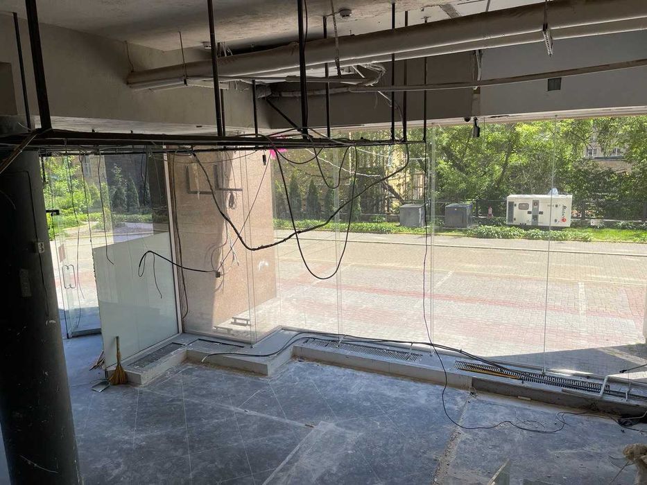 Центр, Жилянська, 59, ЖК Дипломат Холл, перший поверх