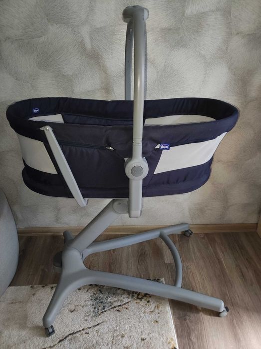 Кроватка-стульчик Chicco Baby Hug Air 4 в 1