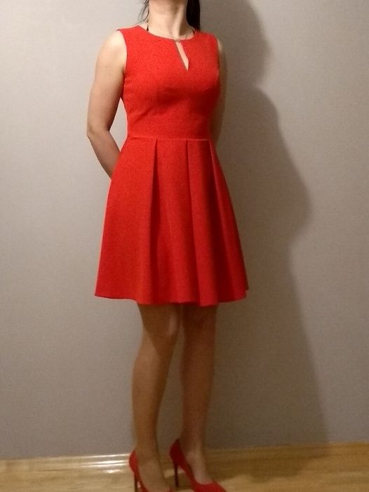 Sukienka rozkloszowana