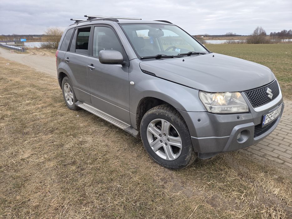 Suzuki Grand vitara2  2.0 benzyna