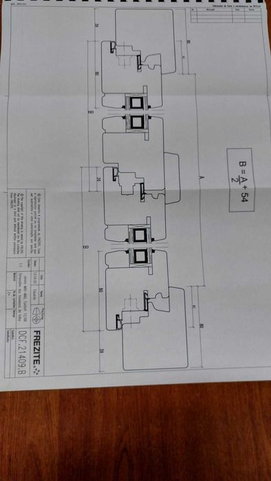Fresas + Máquina - Caixilharias de Madeira