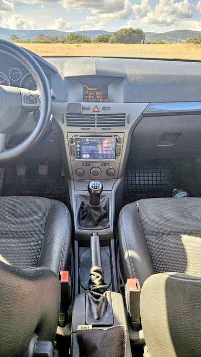 Opel Astra caravan 1.7 cdti