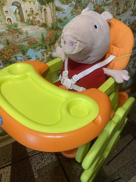 Стілець для годування дитячий