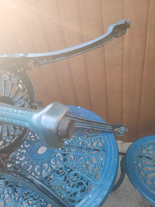 Bistro zestaw mebli ogrodowych żeliwo/ aluminium. Super jakość i cena