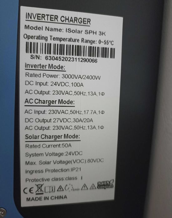 Гібридний сонячний інвертор EASUN 3000BA/2400W 24В Чиста синусоїда