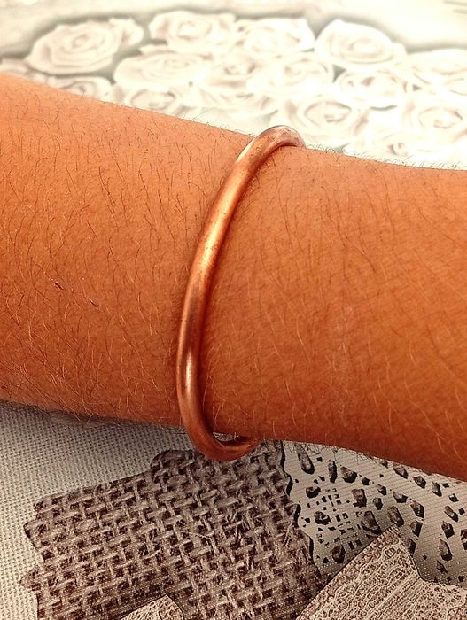 Vantagens para a saúde. Pulseiras artesanais em cobre verdadeiro.