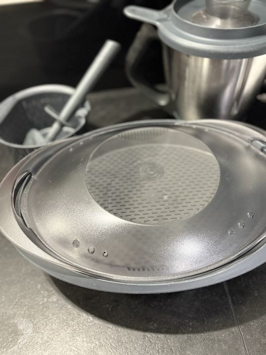 Thermomix Tm 5 - stan super dwa naczynia plus dodatki