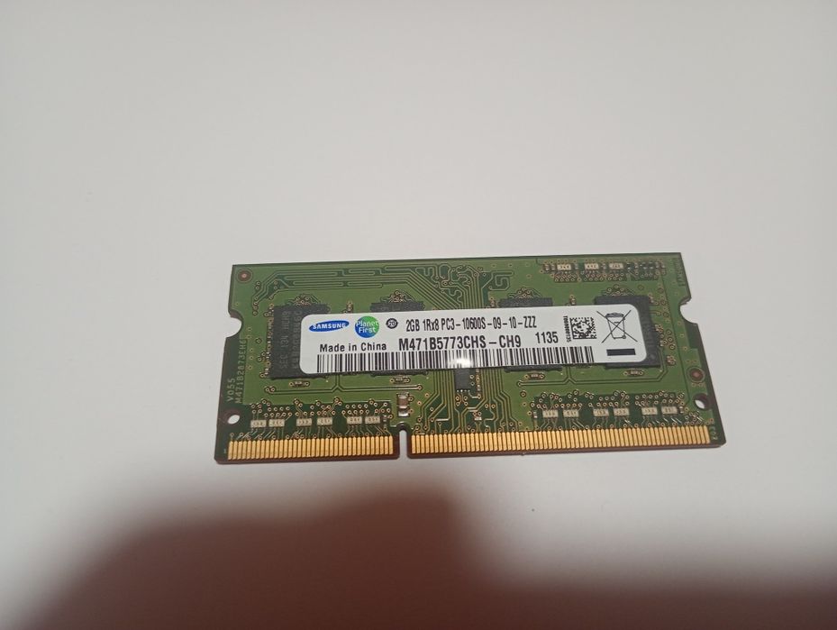 DDR3 2Gb Samsung 1333Mhz 10600 для ноутбука