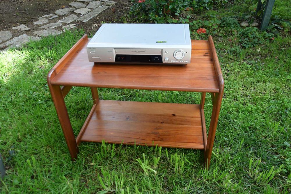 Pine TV Stand Table