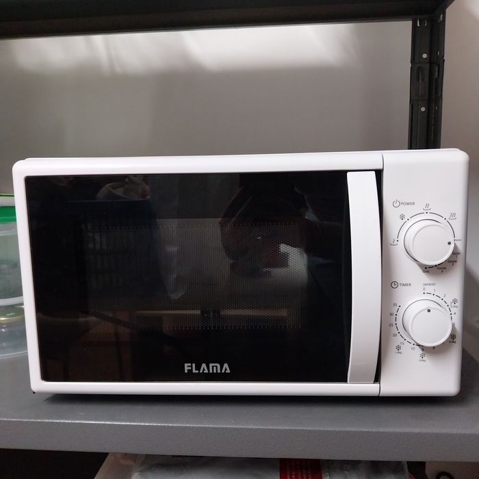 Microondas Flama