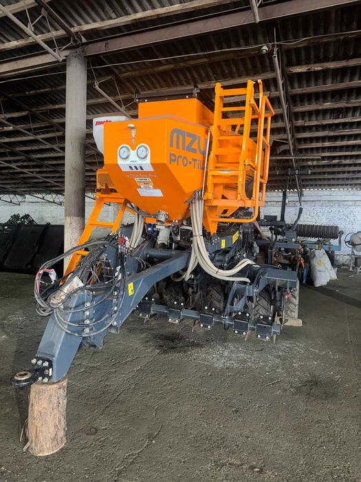 Сівалка Mzuri Pro-Til 3 T Select 2021 року