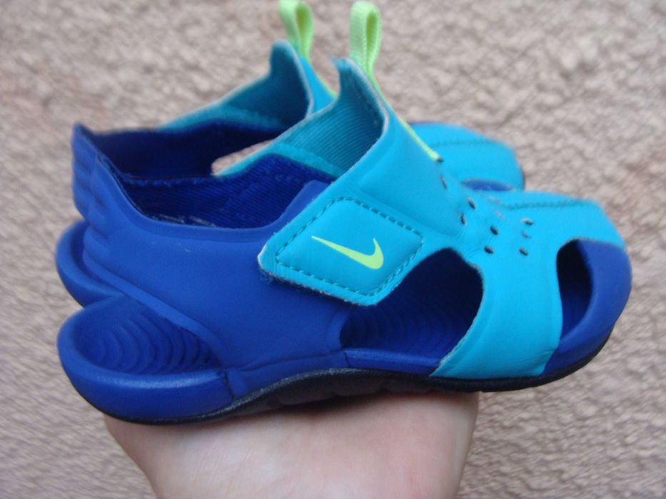 26/15 см Nike sunray  крутые сандалии босоножки оригинал