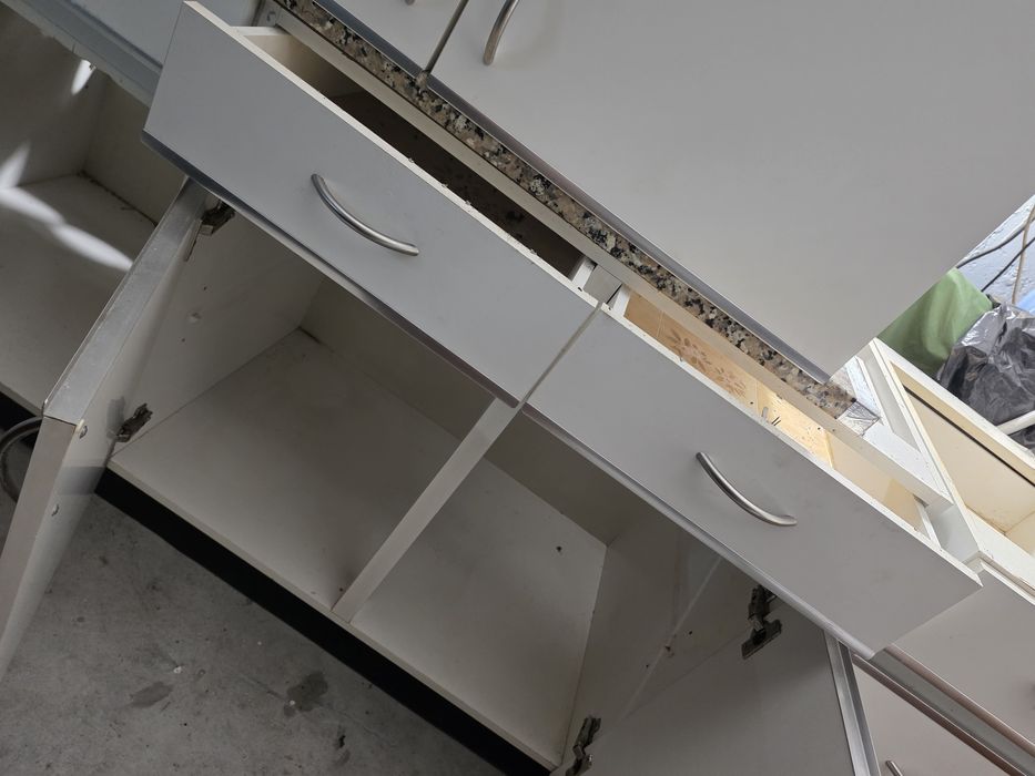 Conjunto de móveis de cozinha