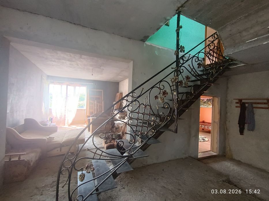 Продаж ВЕЛИКОГО Будинку 13 км від Мукачева
