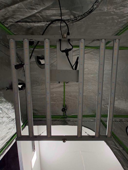 Lampa Mars Hydro FC 4800 do profesjonalnego wzrostu roślin indoor