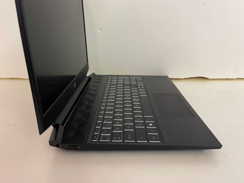 Игровой  "HP Gaming 15" / RYZEN 5" 3550H / 16 RAM / + ТОП Видео GTX  (4 ГБ)