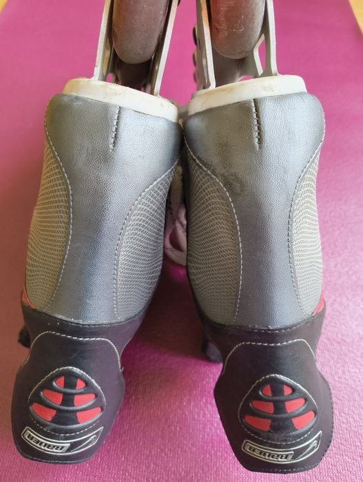 Bauer Supreme Enforcer 9r 44,5 rolki hokejowe