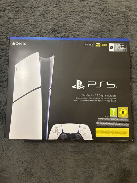 PS5 nova em sua caixa
