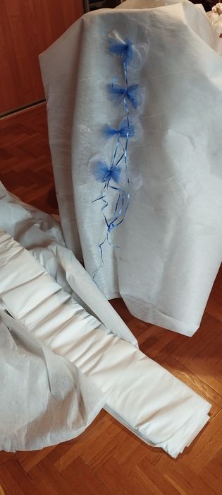 Ozdoby ślubne kwiaty, flizelina