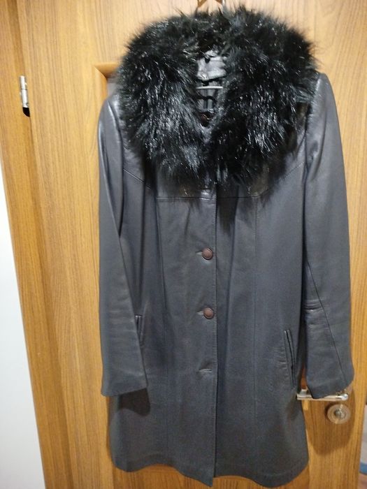 Płaszcz damski skórzany S