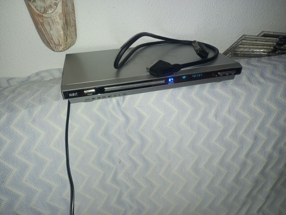 Leitor de Dvd marca Aris