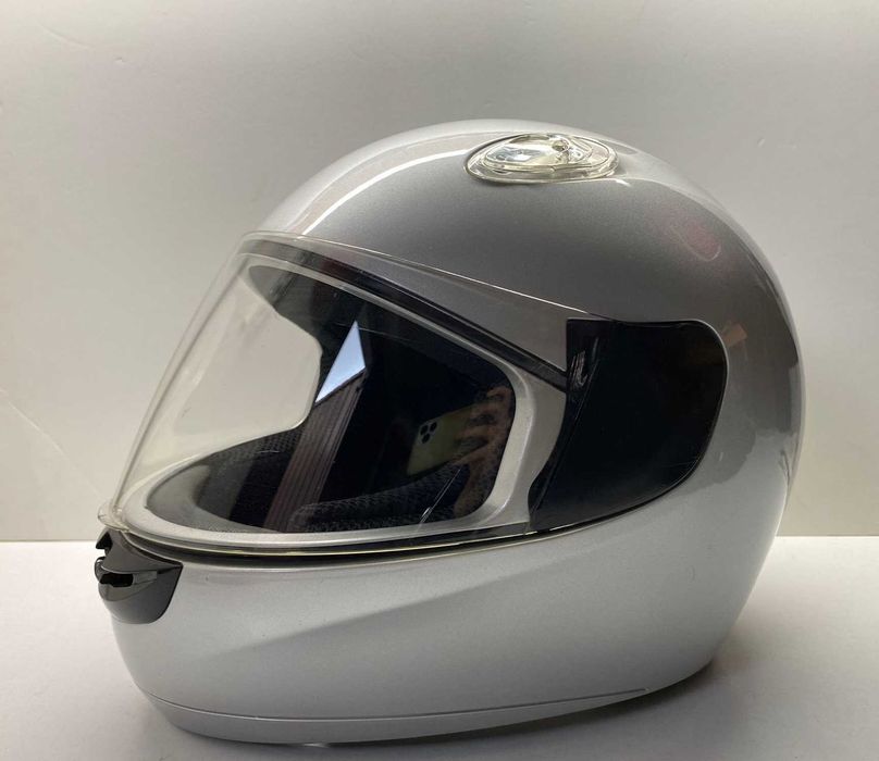 Capacete Cinzento de Mota