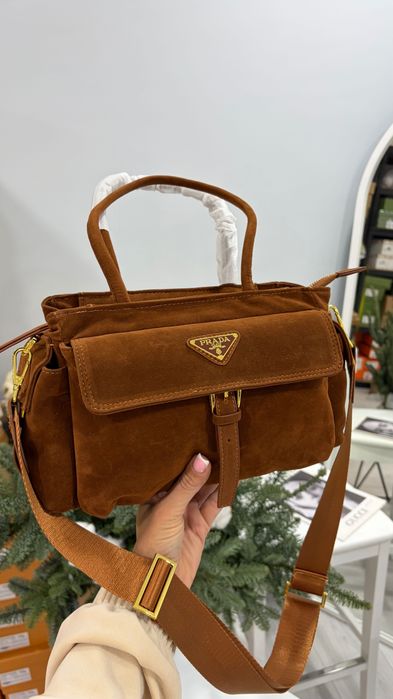 Сумка Prada замшева