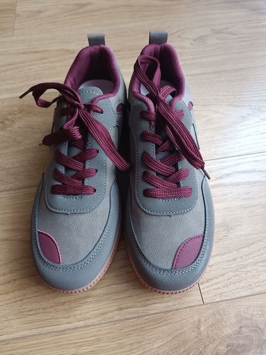 Damskie sneakersy