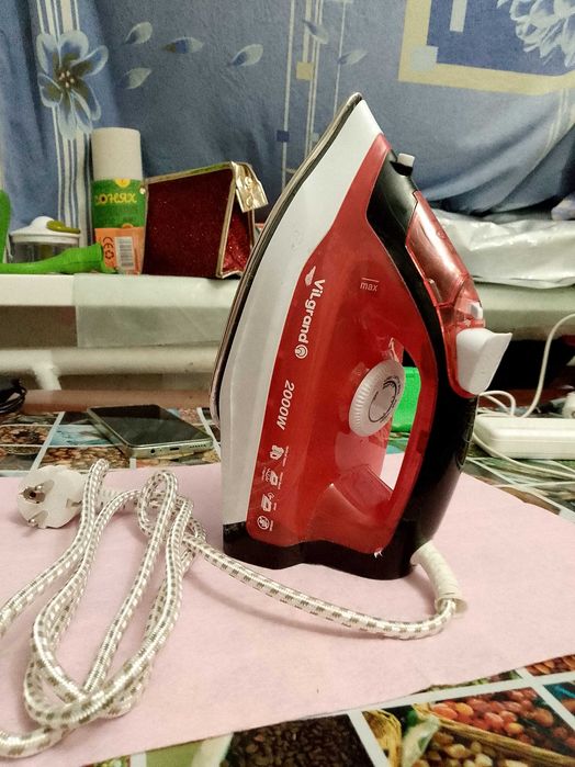 Продам новый утюг