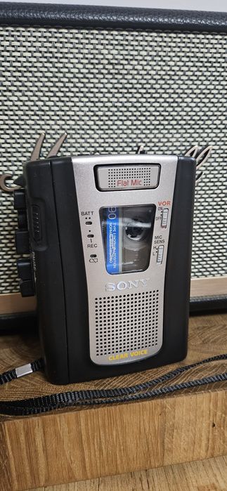 Walkman / Dyktafon Sony TCM -459V bardzo ładny