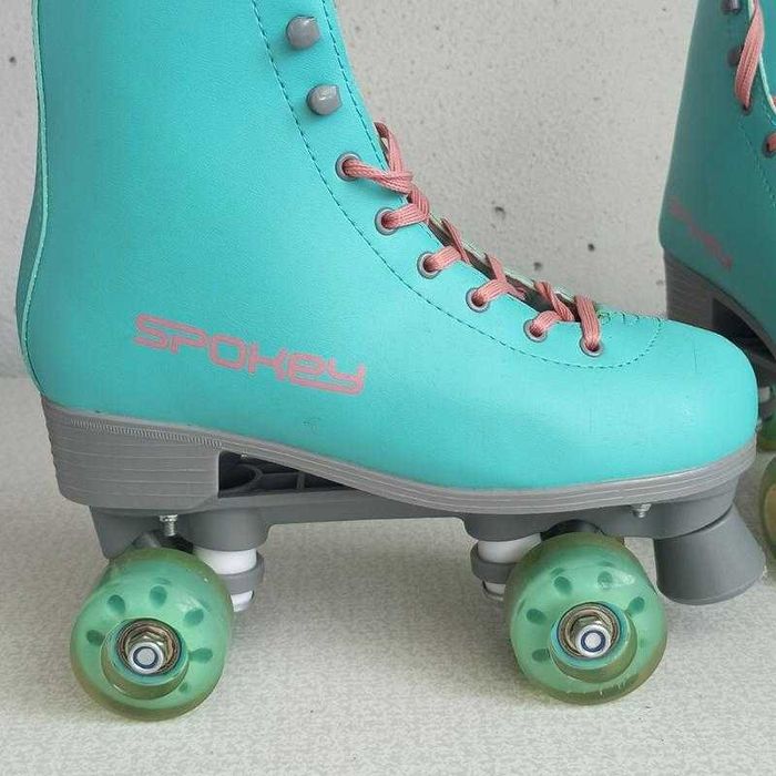 Продам ролики 39р