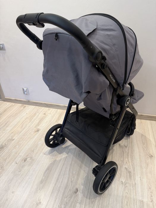 Wózek spacerówka Muuvo Roox grarisy