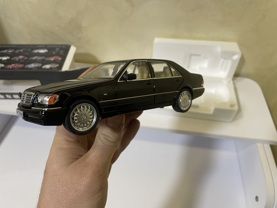 Нова металева машинка Mercedes Benz S class W140 колекційна машинка