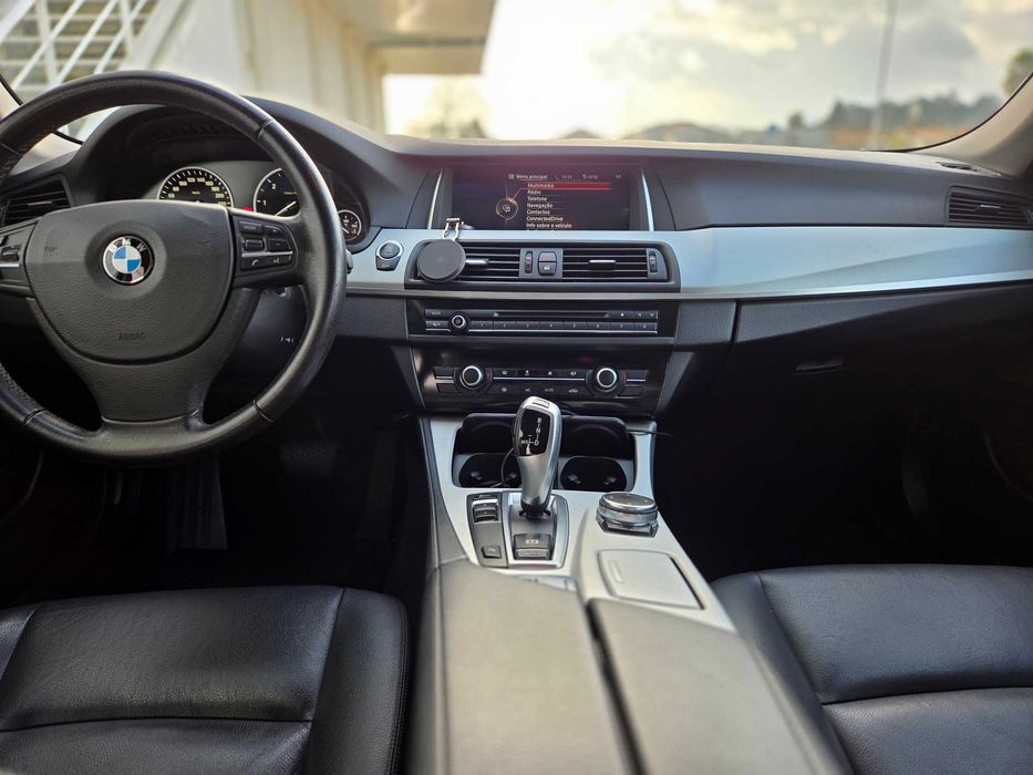 BMW 520d (2015), 128 000 km - Histórico completo BMW - 1 Dono