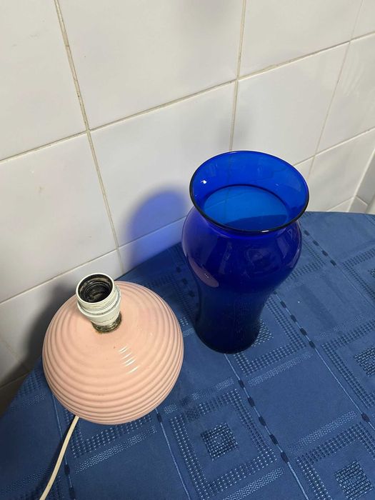Jarra vidro azul- candeiro rosa