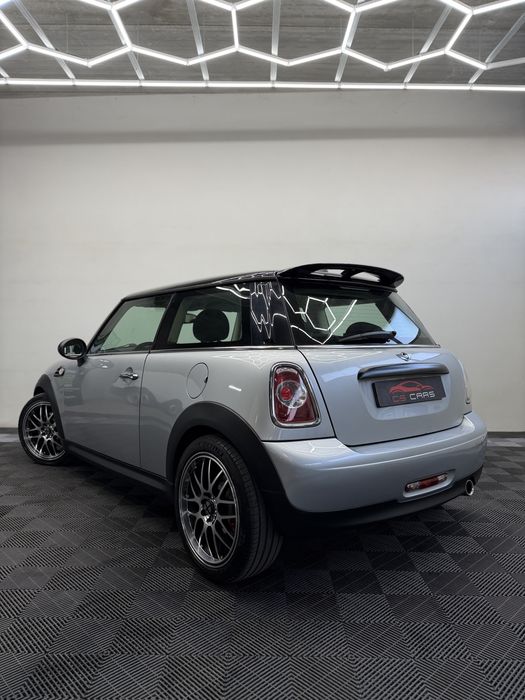 MINI Cooper — fotografia 3