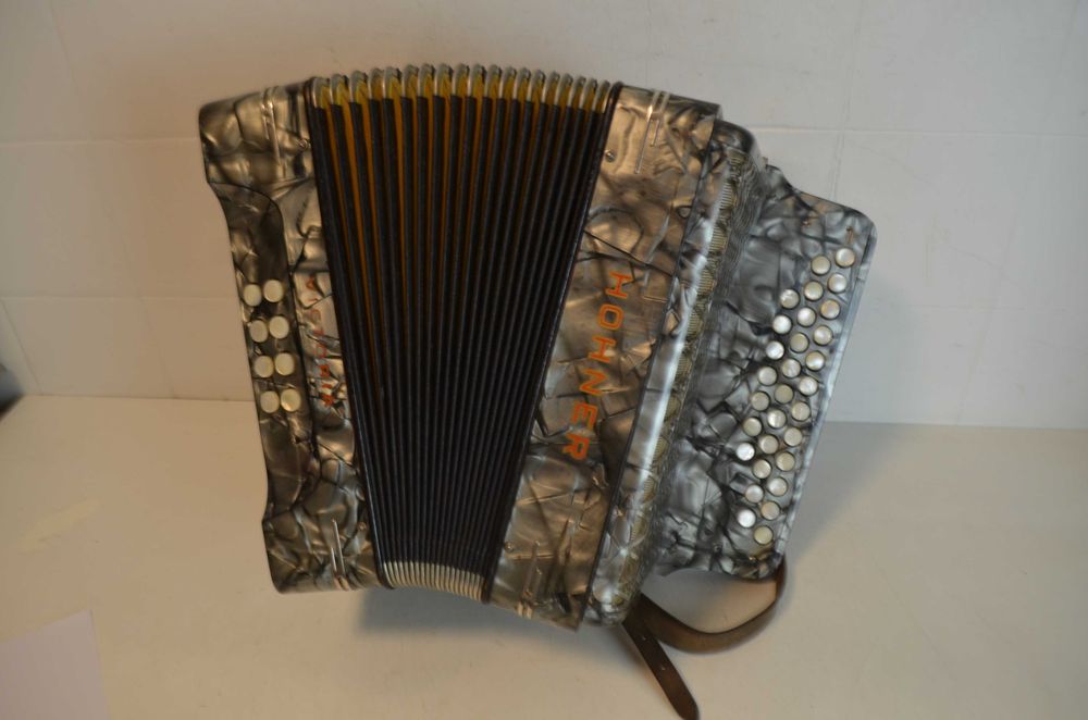 Concertina Hohner Clube ||  VictoriaTonalidade. Do  N 298